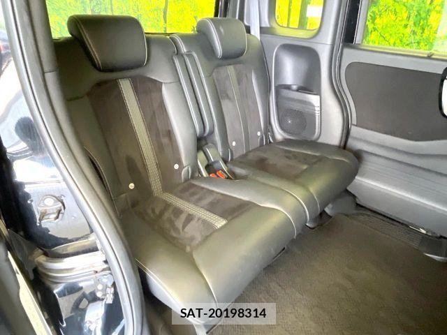 Honda N BOX CUSTOM 2021-11 8146289-8
