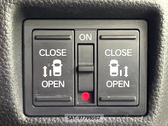 Honda N BOX CUSTOM 2021-04 8146288-5