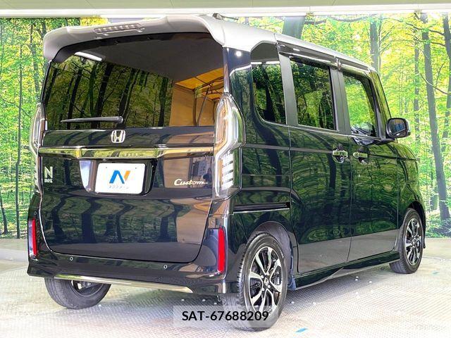 Honda N BOX CUSTOM 2021-10 8146290-17