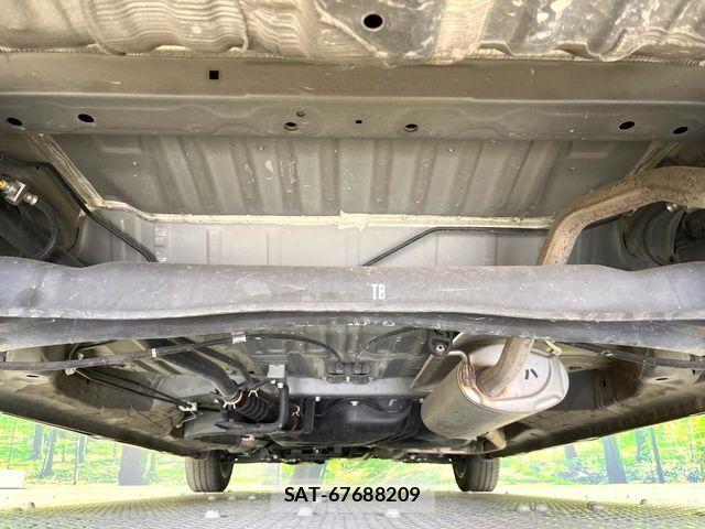 Honda N BOX CUSTOM 2021-10 8146290-19