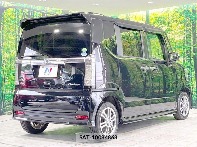 Honda N BOX CUSTOM 2016-02 8146307-16