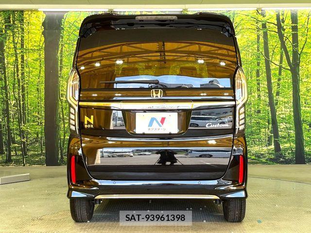 Honda N BOX CUSTOM 2022-04 8146292-14