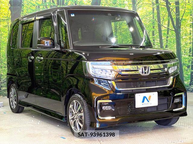 Honda N BOX CUSTOM 2022-04 8146292-15
