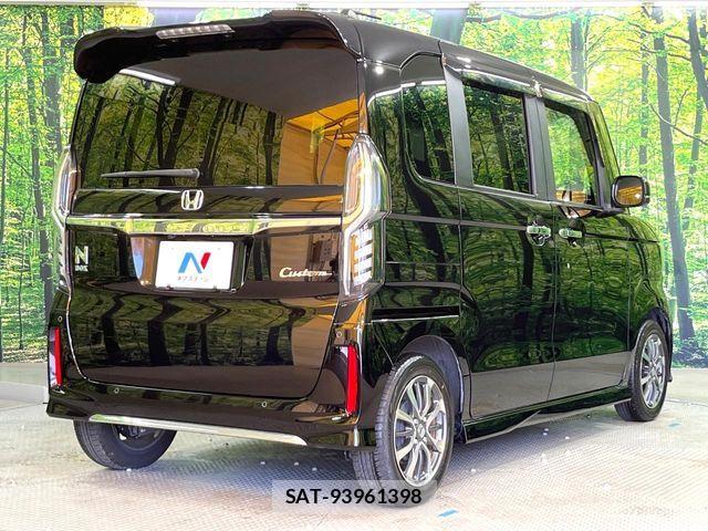 Honda N BOX CUSTOM 2022-04 8146292-16