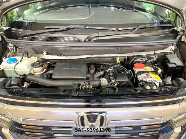 Honda N BOX CUSTOM 2022-04 8146292-17