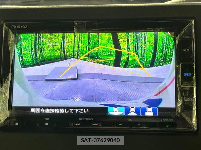 Honda N BOX CUSTOM 2022-04 8146293-2