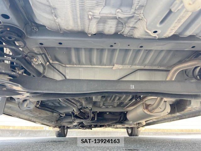 Honda N BOX CUSTOM 2022-09 8146294-19
