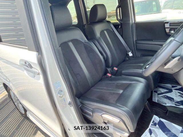 Honda N BOX CUSTOM 2022-09 8146294-8