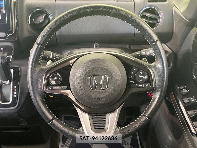 Honda N BOX CUSTOM 2018-03 8158896-10