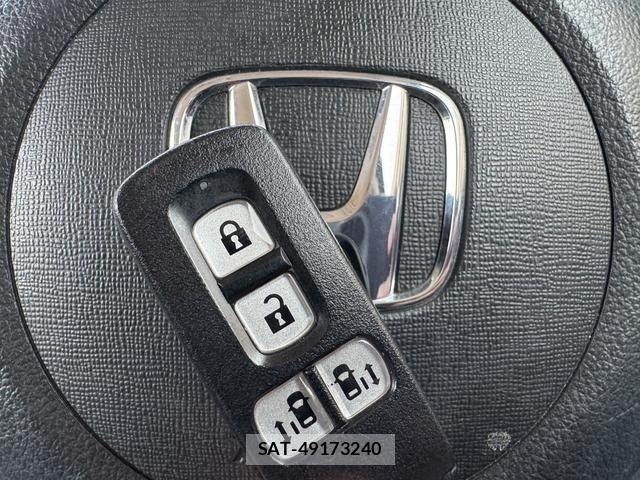 Honda N BOX CUSTOM 2014-08 8158903-17