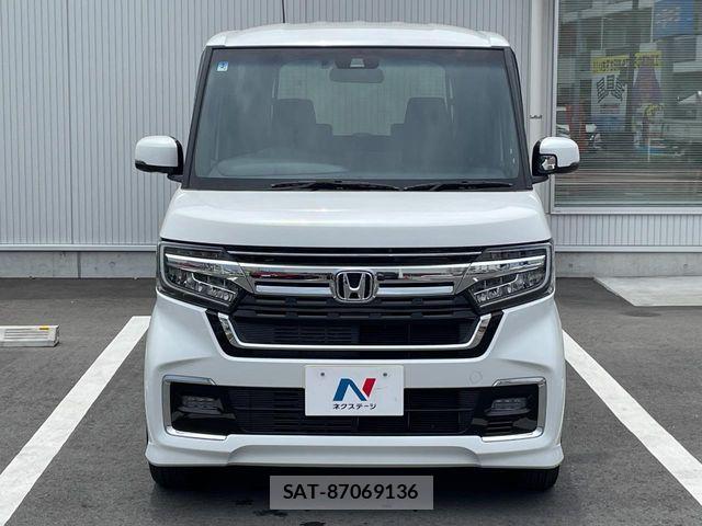 Honda N BOX CUSTOM 2022-03 8158889-14