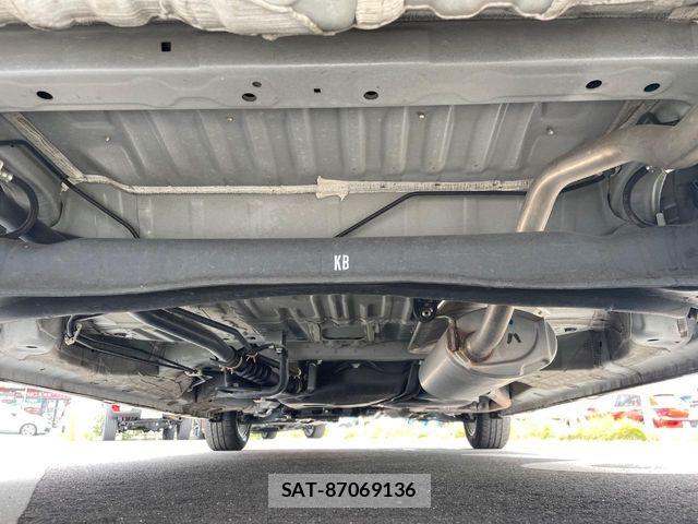 Honda N BOX CUSTOM 2022-03 8158889-19