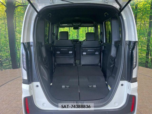 Honda N BOX CUSTOM 2026-05 8158887-9