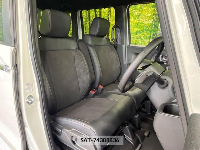 Honda N BOX CUSTOM 2026-05 8158887-7