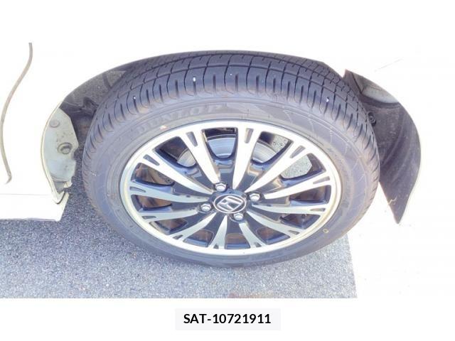 Honda N BOX CUSTOM 2015-09 8158904-7