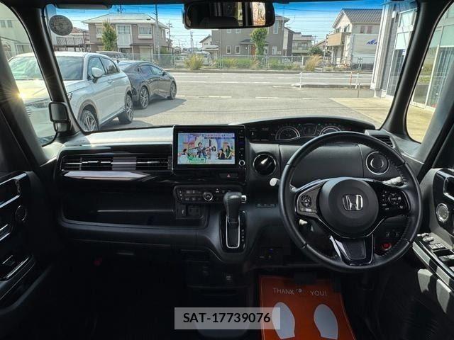 Honda N BOX CUSTOM 2021-04 8158893-1