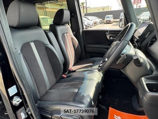 Honda N BOX CUSTOM 2021-04 8158893-8