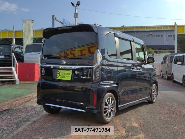 Honda N BOX CUSTOM 2022-07 8158892-1
