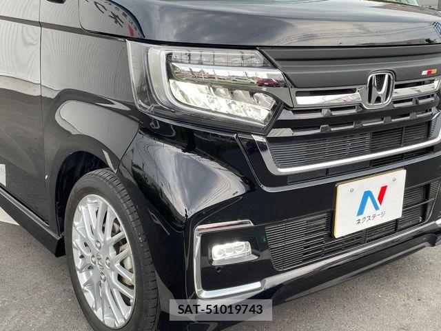 Honda N BOX CUSTOM 2022-01 8158890-12