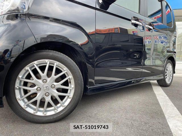 Honda N BOX CUSTOM 2022-01 8158890-13
