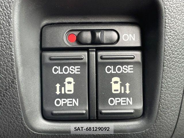 Honda N BOX CUSTOM 2011-12 8158901-3