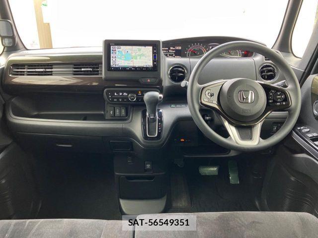 Honda N BOX CUSTOM 2020-03 8209096-1