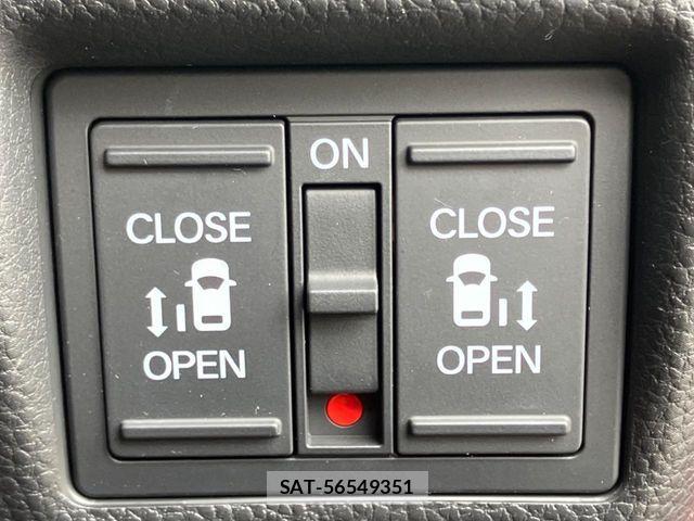 Honda N BOX CUSTOM 2020-03 8209096-3