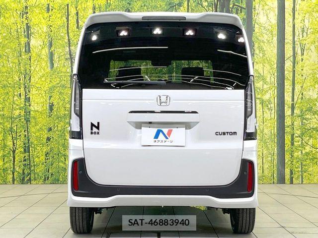 Honda N BOX CUSTOM 2026-06 8209019-14