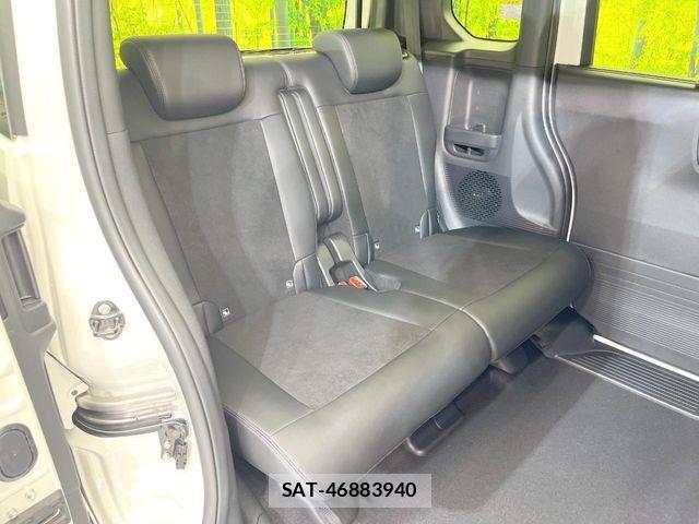 Honda N BOX CUSTOM 2026-06 8209019-8