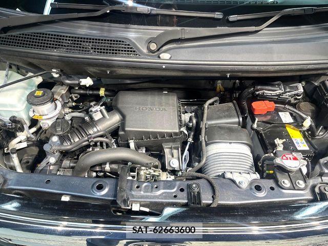 Honda N BOX CUSTOM 2023-03 8209014-17