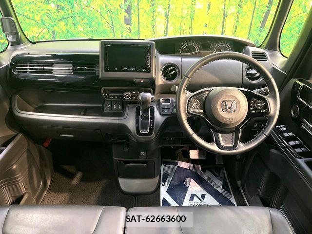 Honda N BOX CUSTOM 2023-03 8209014-1