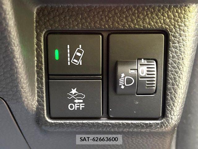 Honda N BOX CUSTOM 2023-03 8209014-6