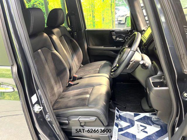 Honda N BOX CUSTOM 2023-03 8209014-7