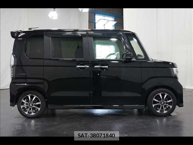Honda N BOX CUSTOM 2017-10 8209091-15