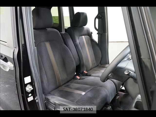 Honda N BOX CUSTOM 2017-10 8209091-16