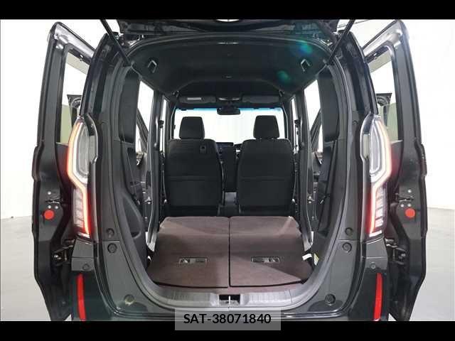 Honda N BOX CUSTOM 2017-10 8209091-18