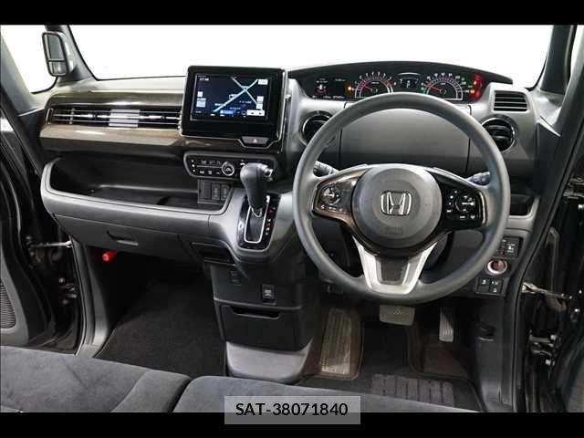 Honda N BOX CUSTOM 2017-10 8209091-1