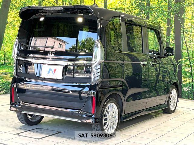 Honda N BOX CUSTOM 2023-08 8209035-16