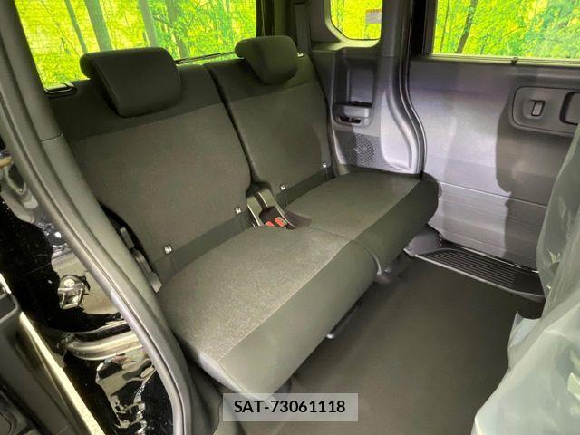 Honda N BOX CUSTOM 2026-07 8209045-9