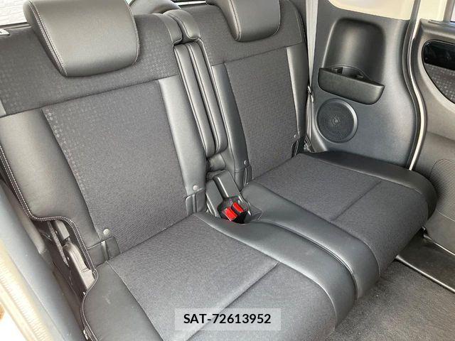 Honda N BOX CUSTOM 2015-08 8209110-9