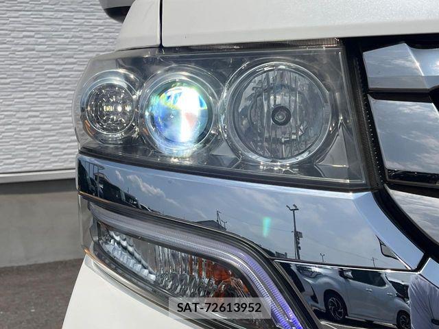 Honda N BOX CUSTOM 2015-08 8209110-11