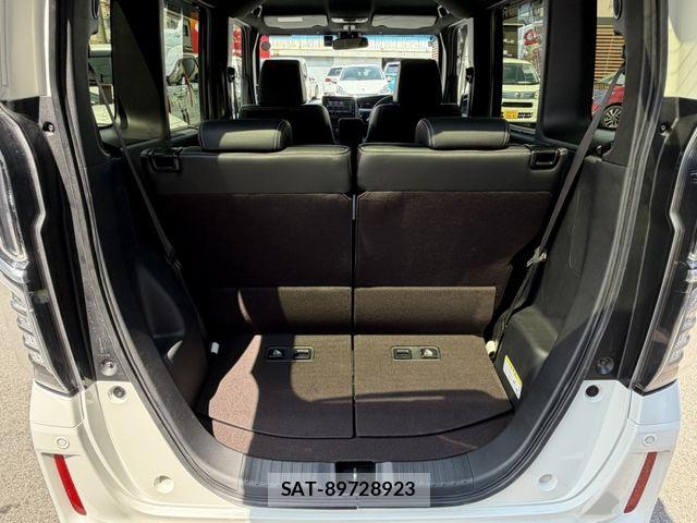 Honda N BOX CUSTOM 2020-06 8209082-25