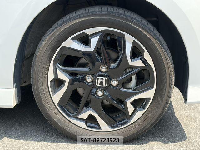 Honda N BOX CUSTOM 2020-06 8209082-28
