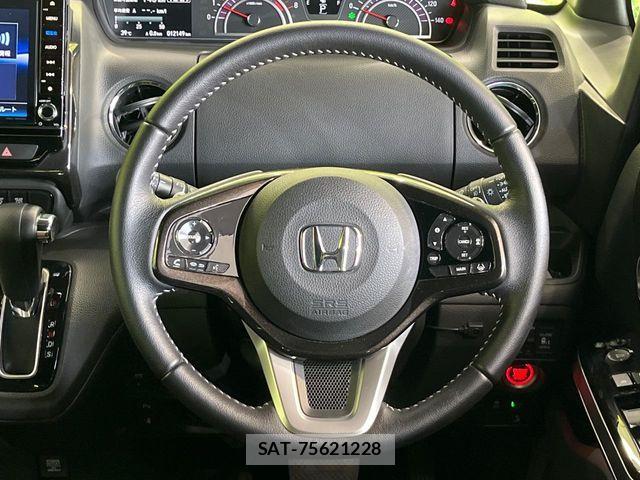 Honda N BOX CUSTOM 2017-11 8209069-10