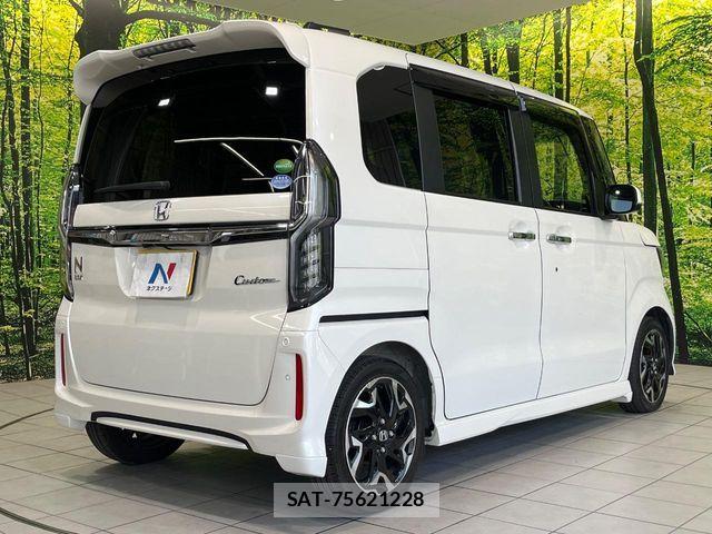 Honda N BOX CUSTOM 2017-11 8209069-16