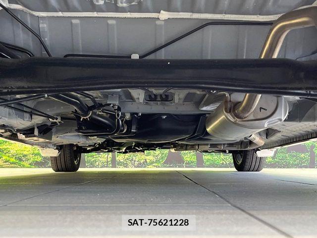 Honda N BOX CUSTOM 2017-11 8209069-18