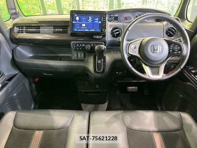 Honda N BOX CUSTOM 2017-11 8209069-1