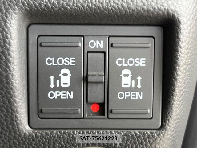 Honda N BOX CUSTOM 2017-11 8209069-4