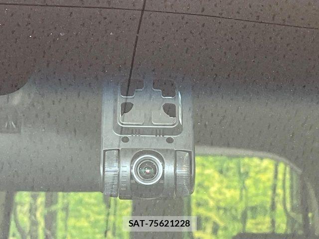 Honda N BOX CUSTOM 2017-11 8209069-6