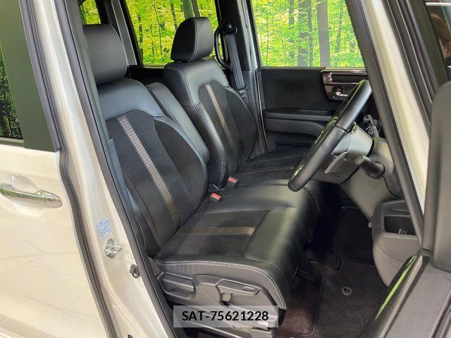 Honda N BOX CUSTOM 2017-11 8209069-7